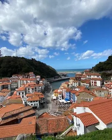 Casina Del Puerto Cudillero